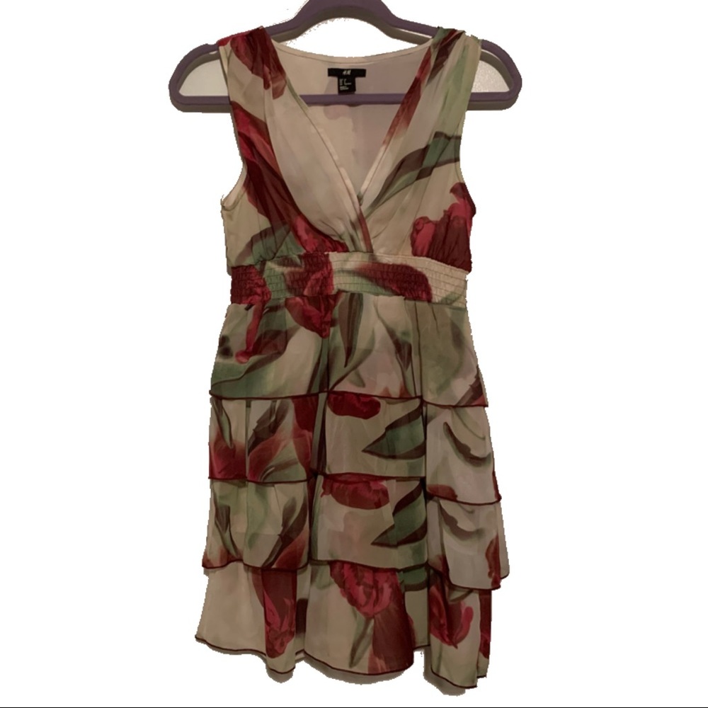H&M floral dress, size 6, NWOT